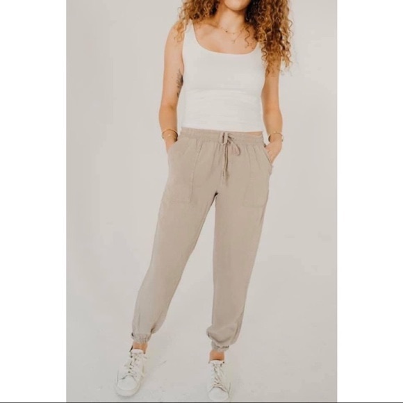 Carly Jean Los Angeles Pants - Carly Jean Los Angeles Serena Joggers Size Small